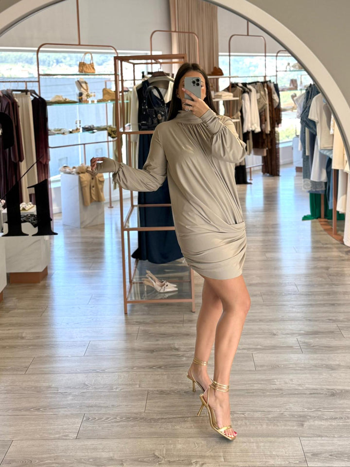 VESTIDO BEGE DRAPEADO LANÇA PERFUME