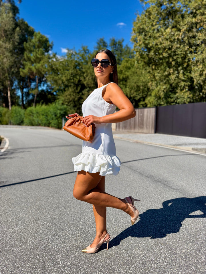 VESTIDO BRANCO FLUIDO COM FOLHO PONTO CHIC