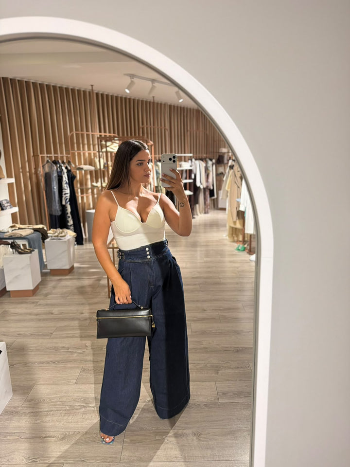 CALÇAS DE GANGA AZUL PANTALONA COM CINTURA SUBIDA E FIVELAS PONTO CHIC