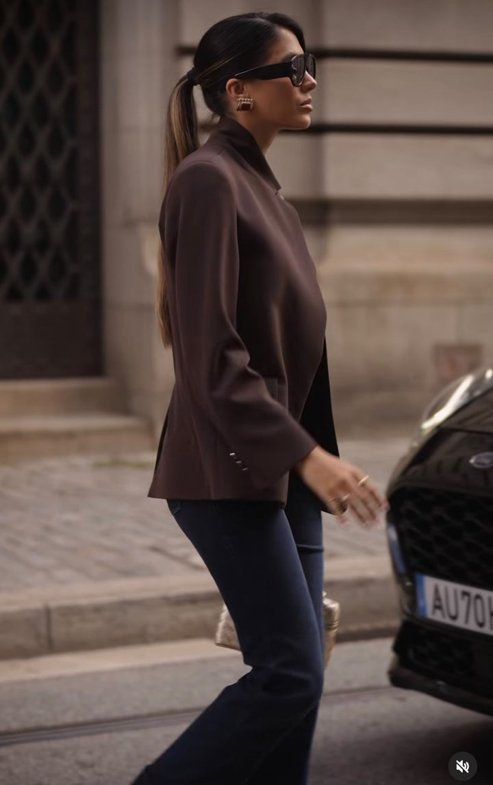 BLAZER CASTANHO COM FECHO DE UM BOTÃO FERRACHE