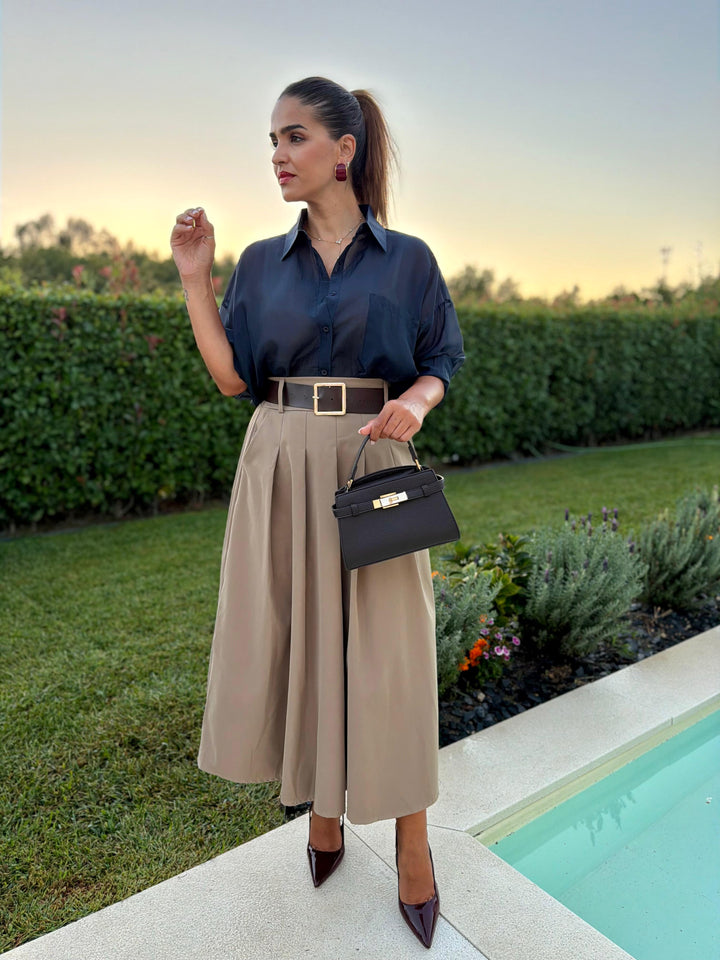 CAMISA AZUL MARINHO FLUIDA COM BOLSO FRONTAL PONTO CHIC