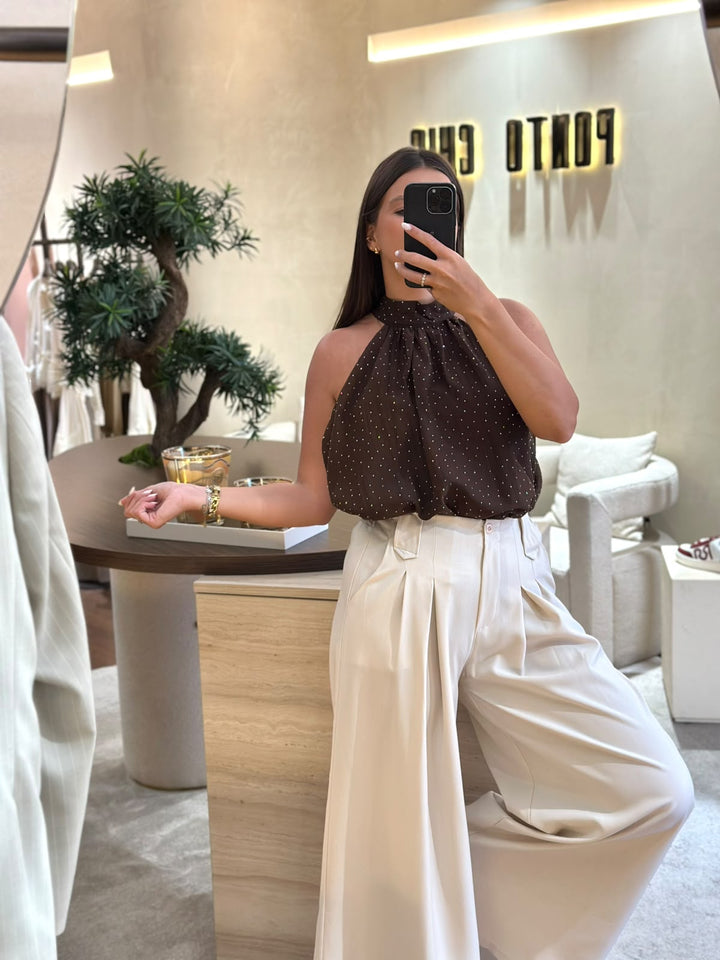 TOP CASTANHO COM APLICAÇÕES BRILHANTES PONTO CHIC
