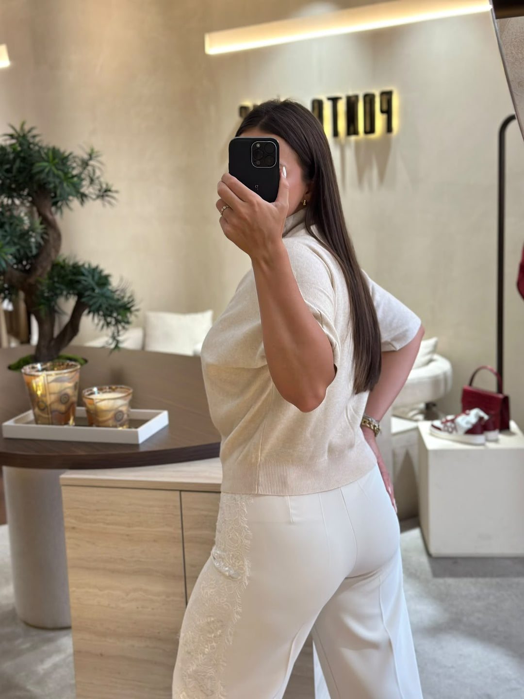CAMISOLA BEGE DE MALHA COM MEIA GOLA PONTO CHIC