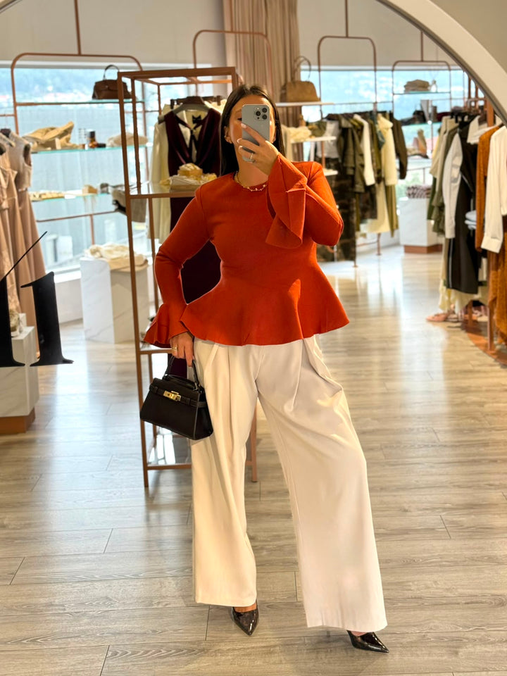 CALÇAS BEGE WIDE LEG COM PREGAS PONTO CHIC