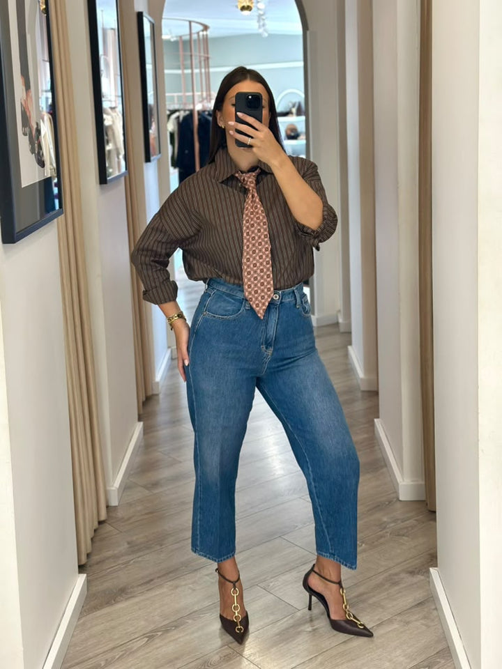 CALÇA DE GANGA AZUL DE CINTURA SUBIDA COM MODELAGEM BALÃO E PREGAS PLEASE