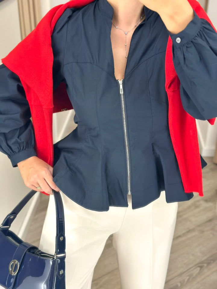 BLUSA AZUL MARINHO ESTRUTURADA COM FECHO E AJUSTE NAS COSTAS PONTO CHIC
