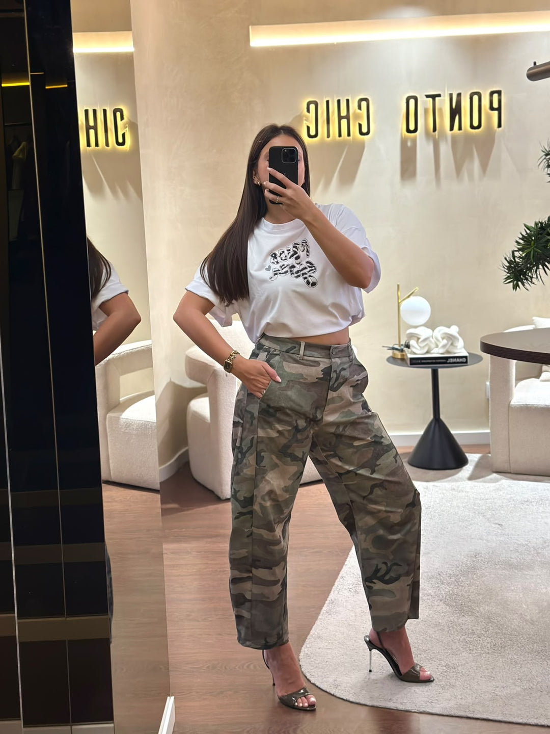 CALÇA CAMUFLAGEM BEGE E VERDE MILITAR COM PREGAS IMPERIAL
