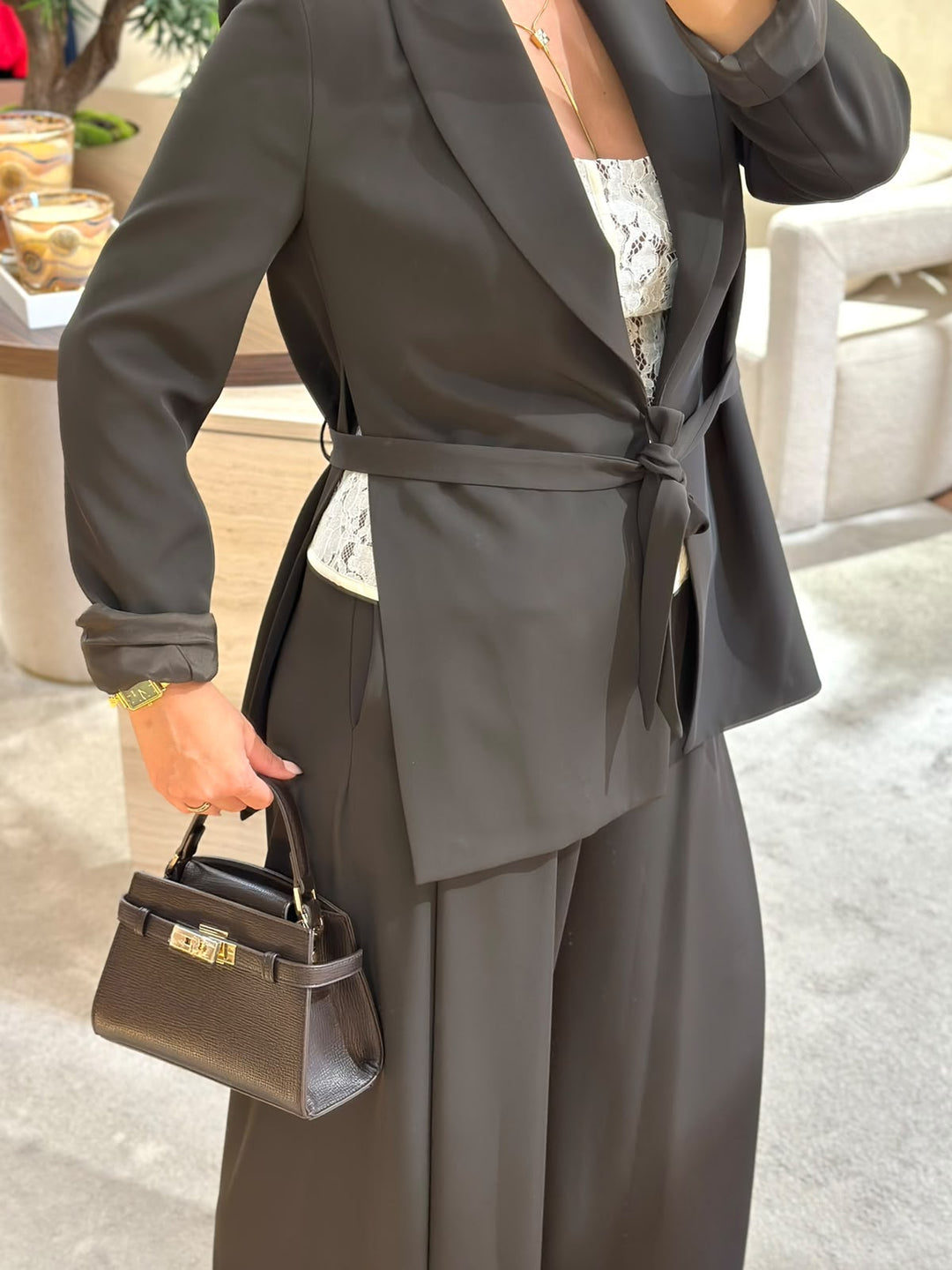BLAZER CASTANHO ESCURO COM CINTO IMPERIAL