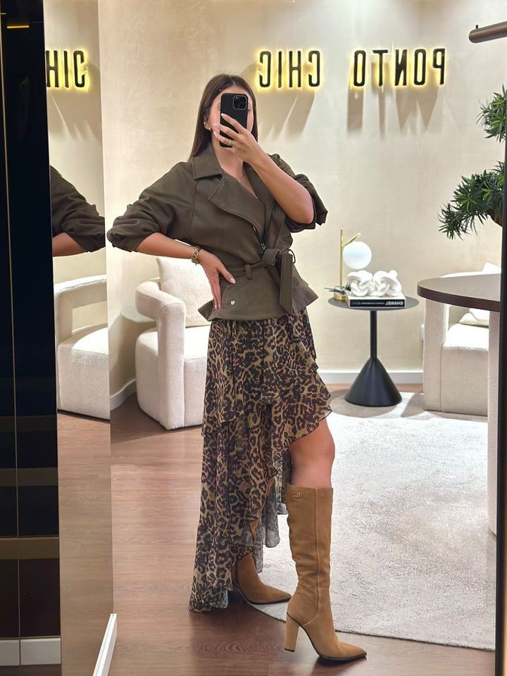 SAIA ASSIMÉTRICA COM PADRÃO ANIMAL PRINT E FOLHOS SAHOCO