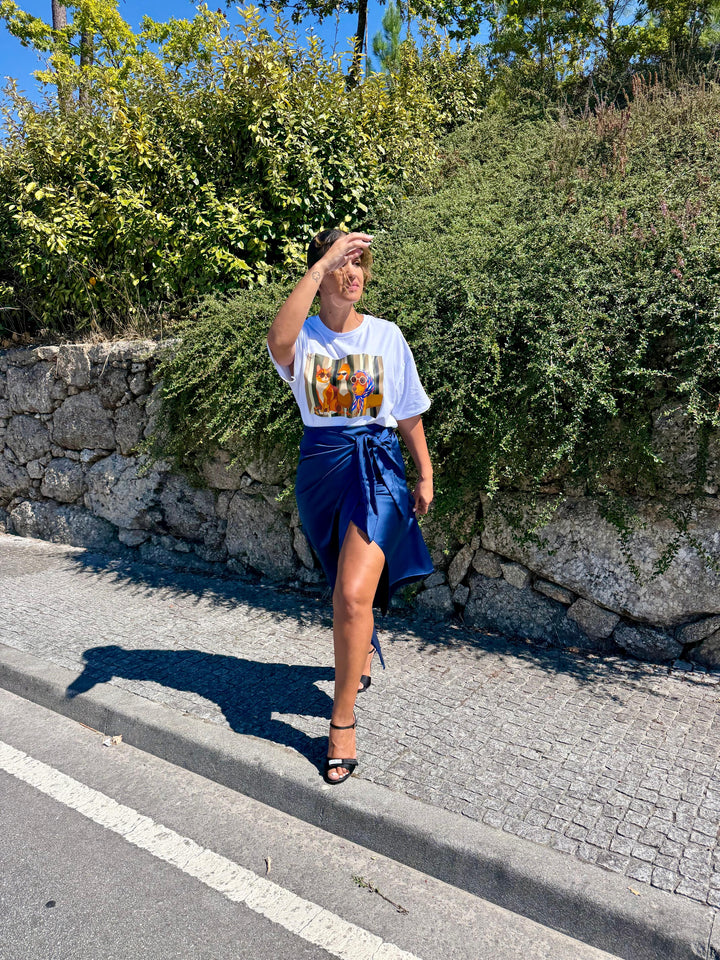 T-SHIRT BRANCA OVERSIZE COM ESTAMPADO ANIMAIS PLEASE