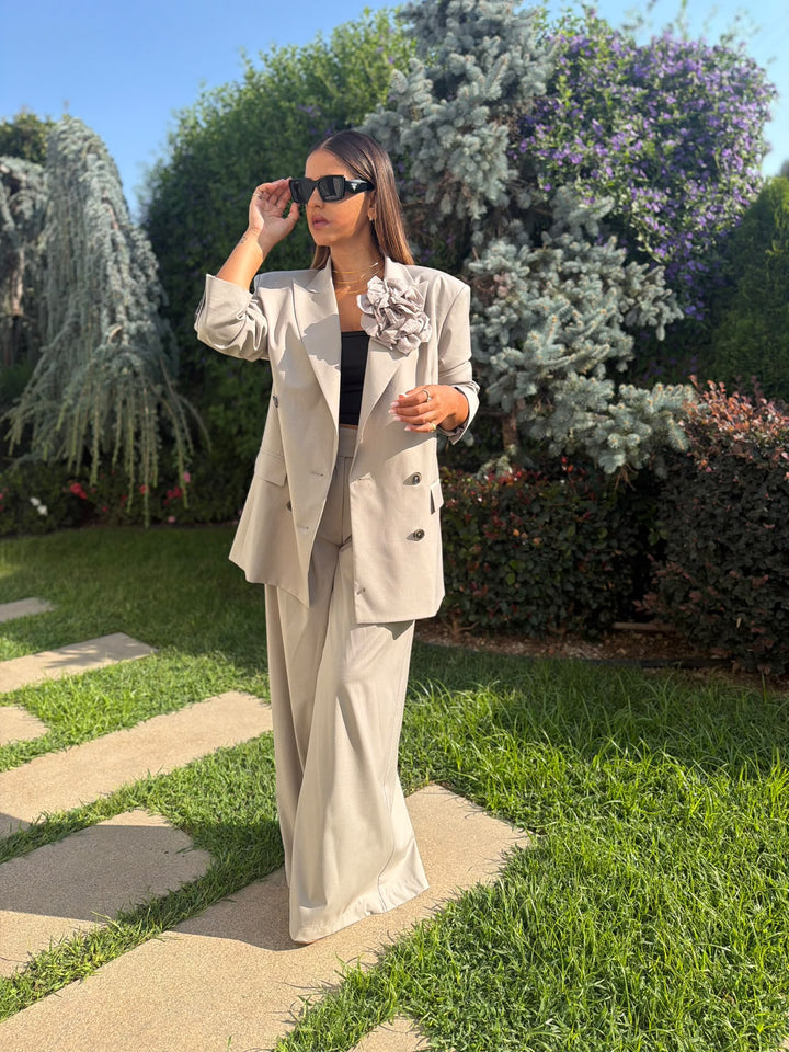 BLAZER CINZA COM FLOR REMOVÍVEL IMPERIAL