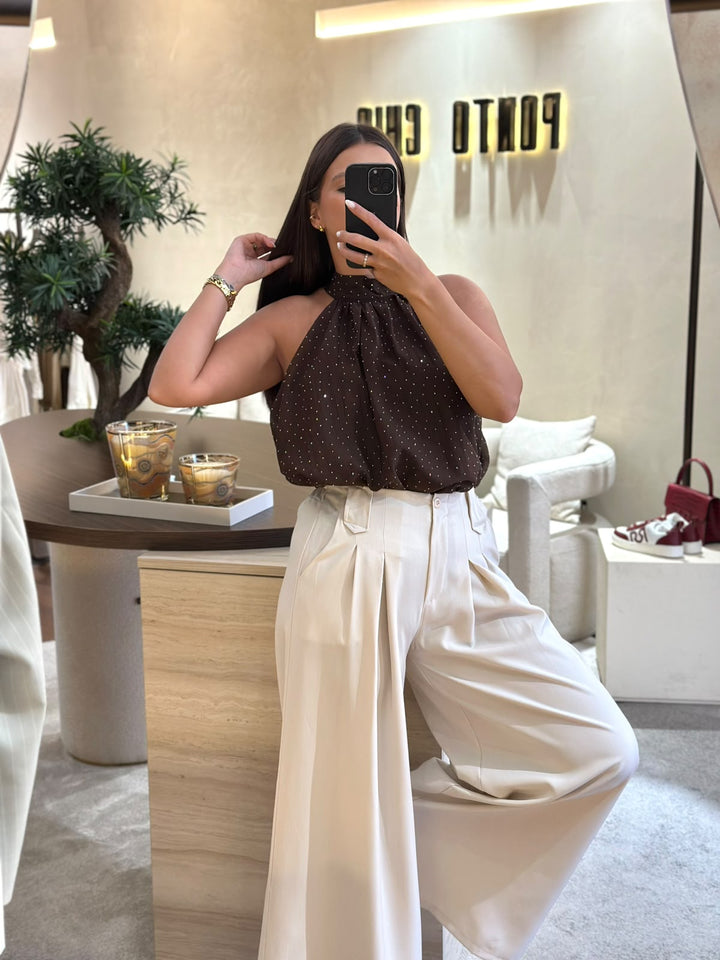 CALÇAS PANTALONA BEGE COM PREGAS PONTO CHIC