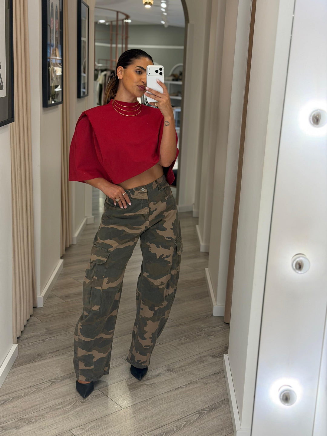 TOP VERMELHO ESTRUTURADO COM OMBREIRAS IMPERIAL
