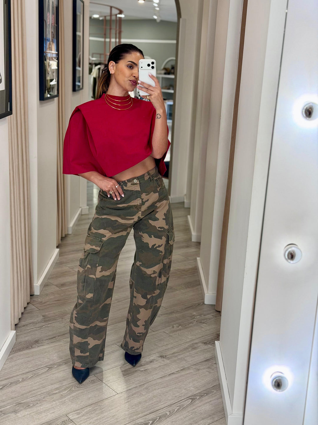 TOP VERMELHO ESTRUTURADO COM OMBREIRAS IMPERIAL