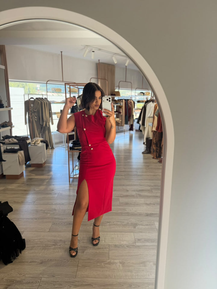 VESTIDO VERMELHO MIDI COM DECOTE ASSIMÉTRICO E BOTÕES DOURADOS RINASCIMENTO