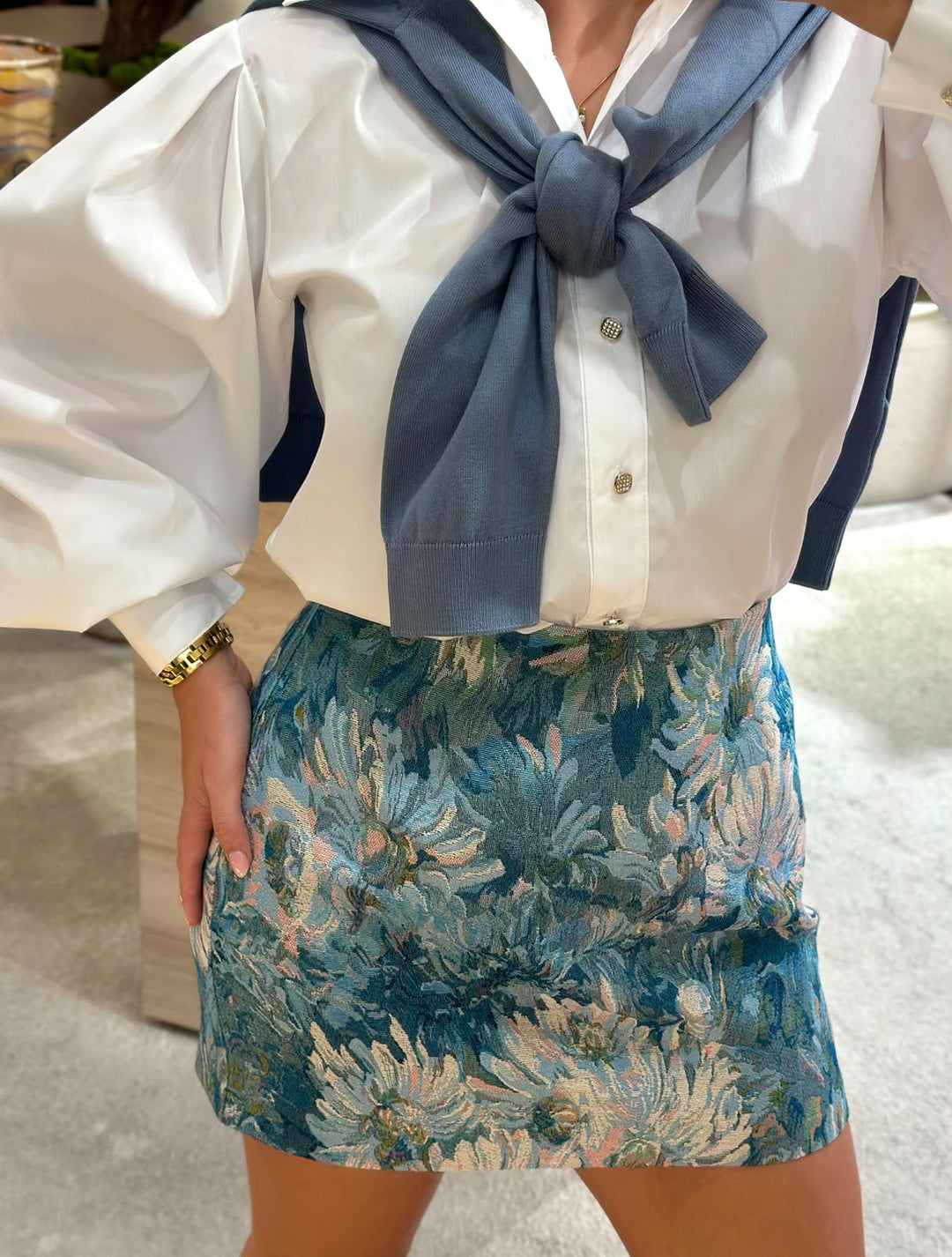 SAIA MINI AZUL EM JACQUARD FLORAL SAHOCO