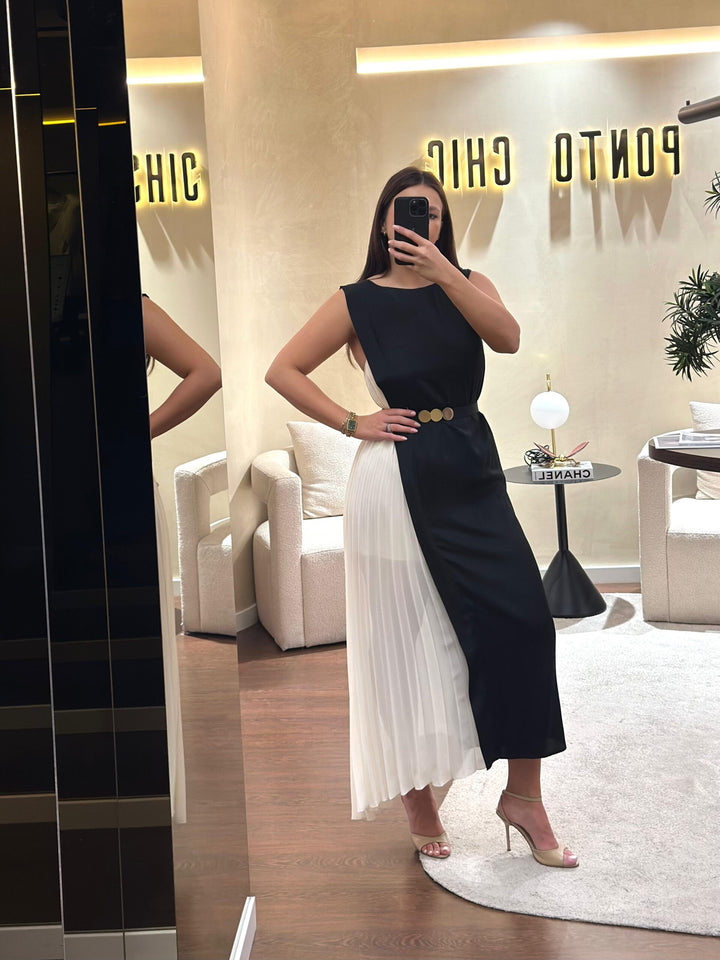 VESTIDO COMPRIDO COM PLISSADO SIMONA CORSELLINI