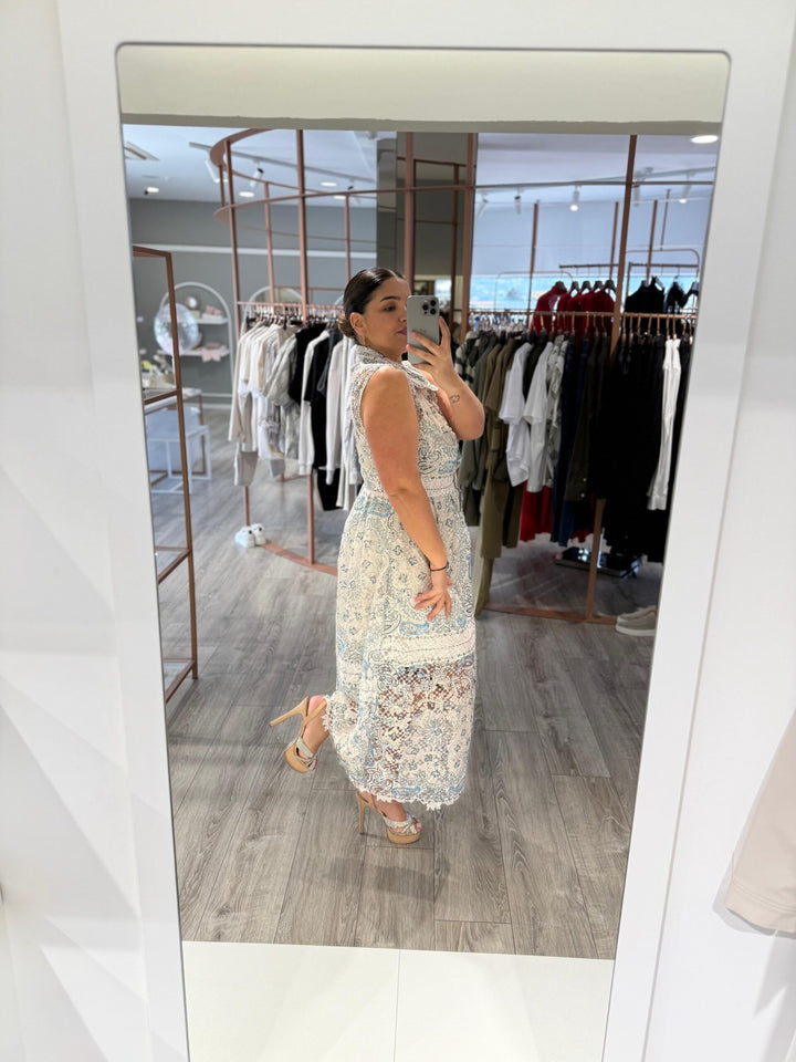 VESTIDO CAMISEIRO TECIDO BORDADO PONTO CHIC
