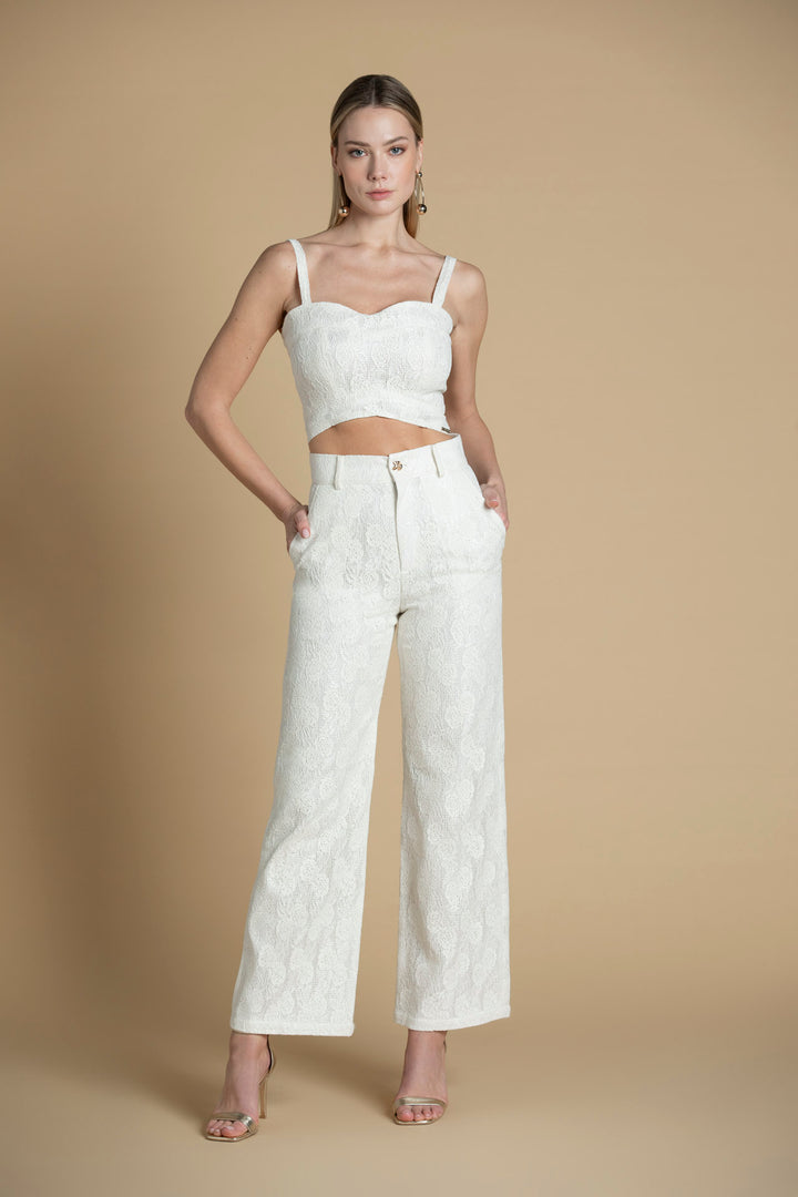 CALÇA DE RENDA BRANCA SAHOCO