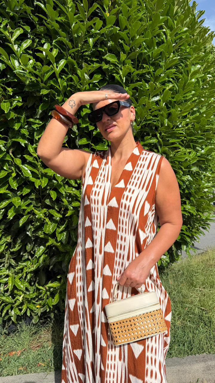VESTIDO MIDI ESTAMPADO TERRACOTA PONTO CHIC