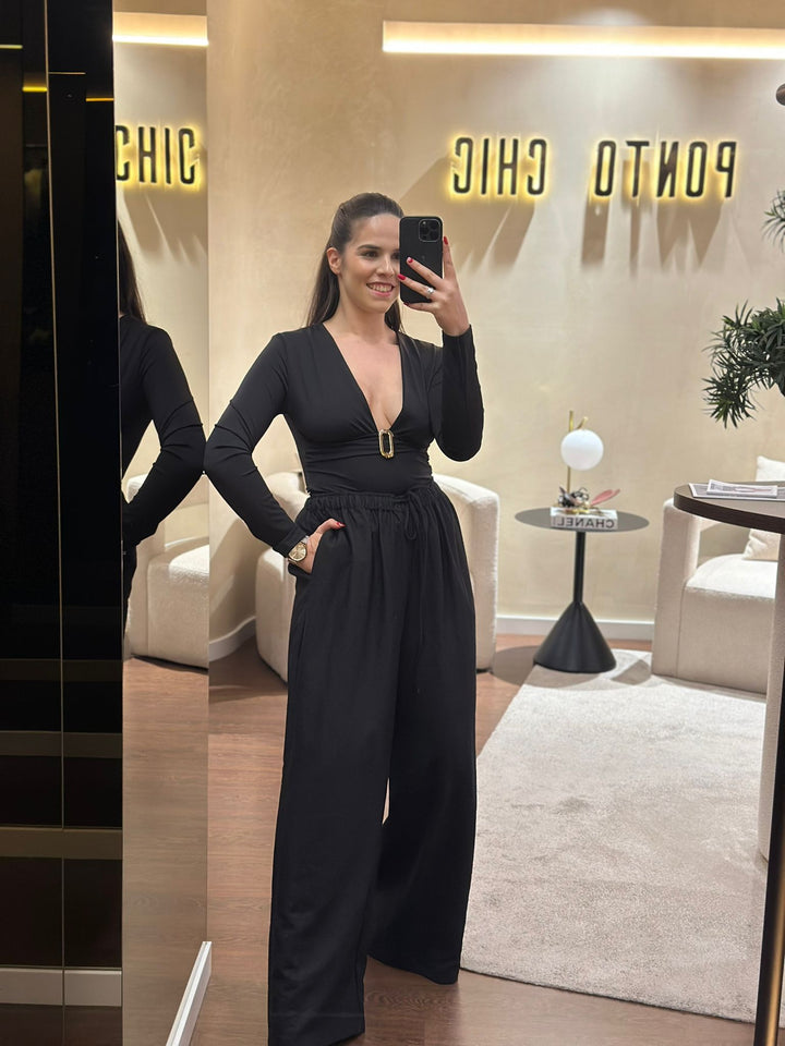 PANTALONA PRETA COM CORDÃO ELEH