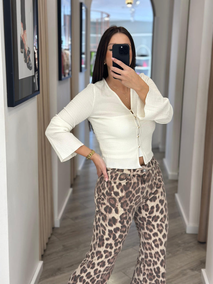 CARDIGAN TEXTURIZADO COM BOTÕES DOURADOS PONTO CHIC