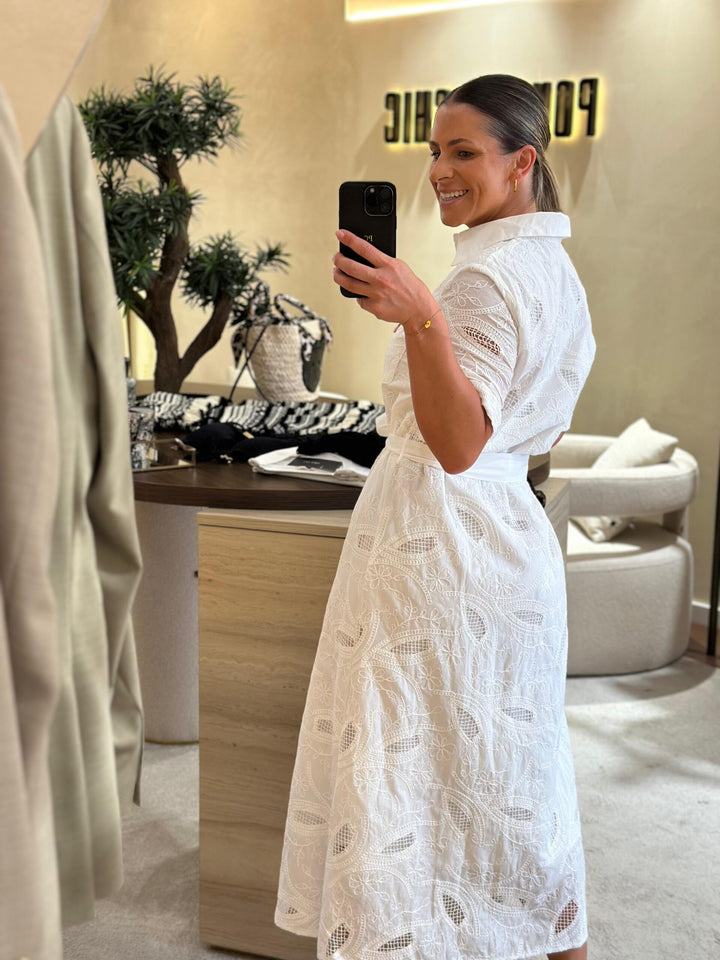 VESTIDO CAMISEIRO BRANCO TECIDO BORDADO PONTO CHIC