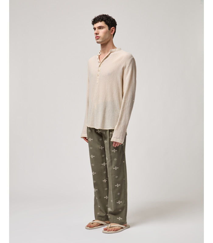CAMISA TEXTURADA COM GOLA PADRE GIANNI LUPO