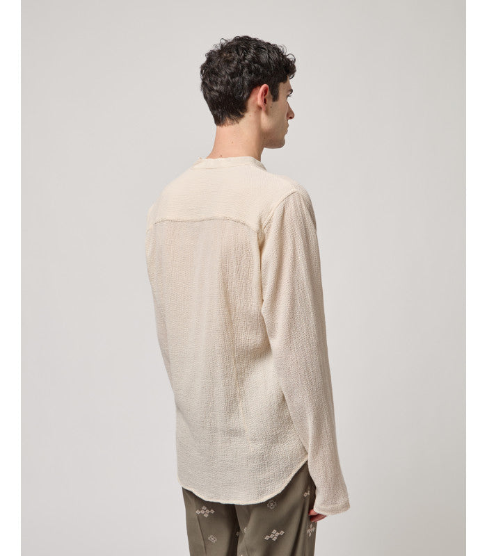 CAMISA TEXTURADA COM GOLA PADRE GIANNI LUPO