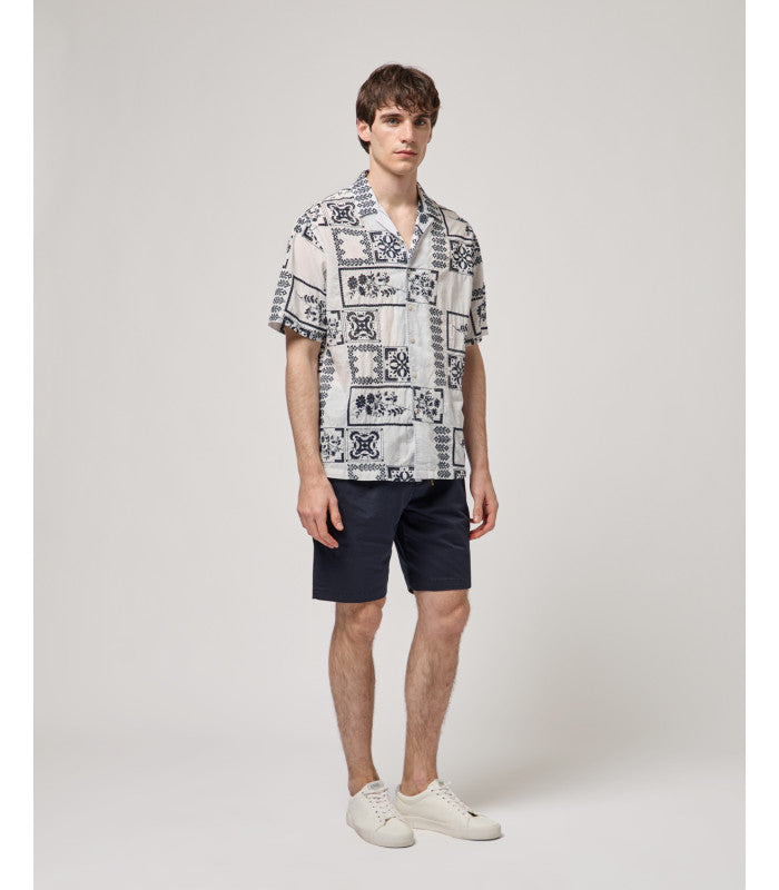 CAMISA BRANCA COM BORDADO INGLÊS AZUL GIANNI LUPO