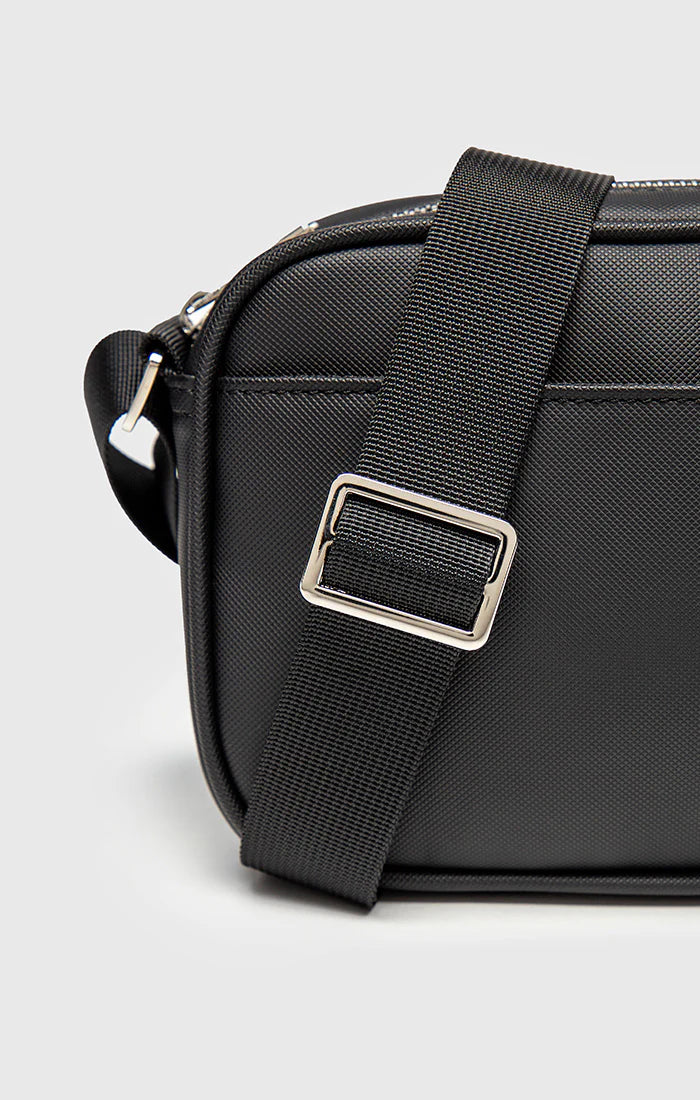 BOLSA TIRACOLO PRETA ID CLONE GIANNI KAVANAGH