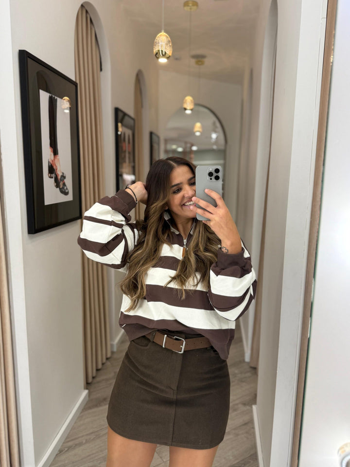 SAIA CASTANHA CURTA PONTO CHIC
