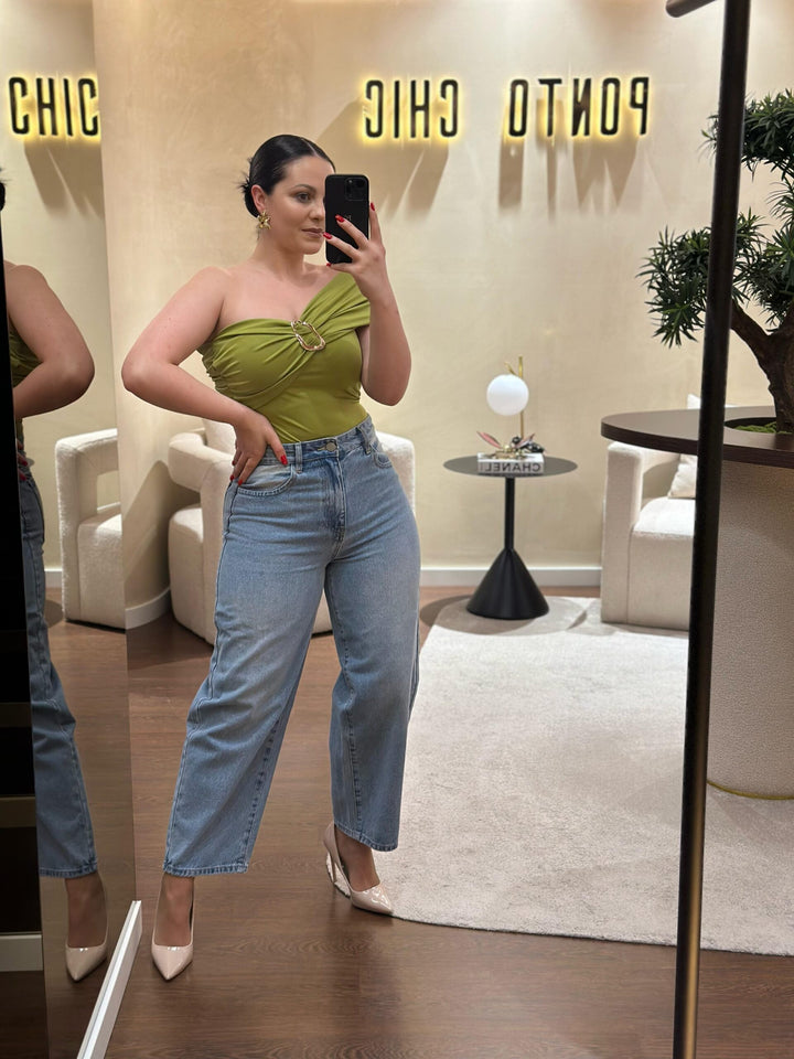 BODY VERDE COM FIVELA PONTO CHIC