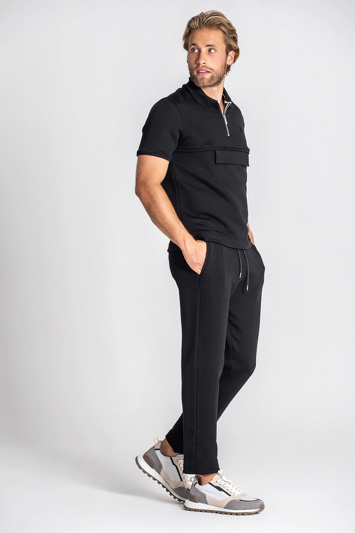 ANORAK PRETO COM FECHO FALCÃO JEF