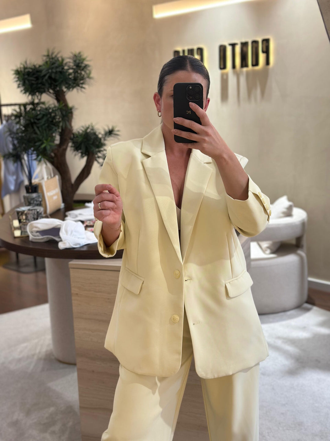 CONJUNTO BLAZER E PANTALONA AMARELO PONTO CHIC