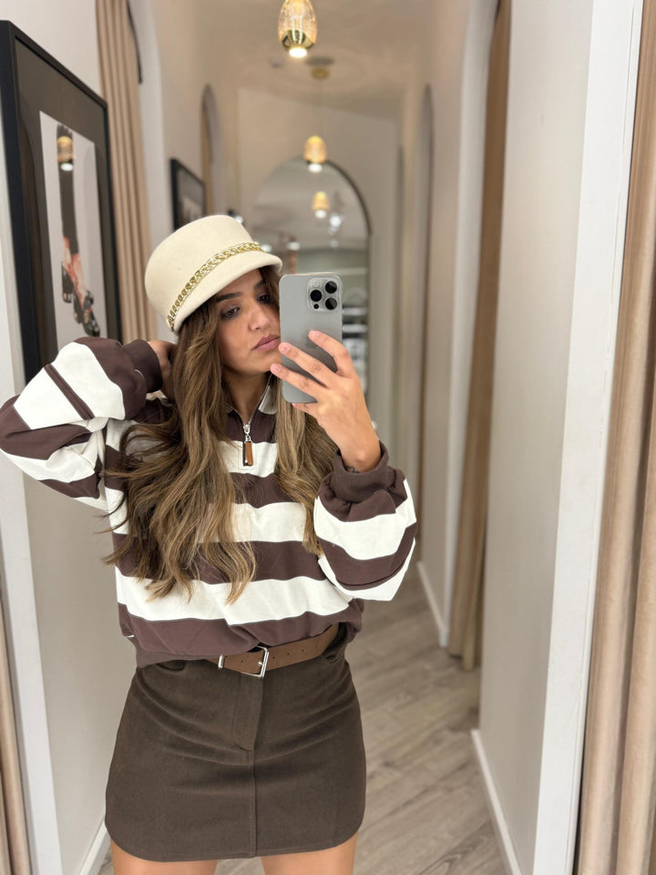 SAIA CASTANHA CURTA PONTO CHIC