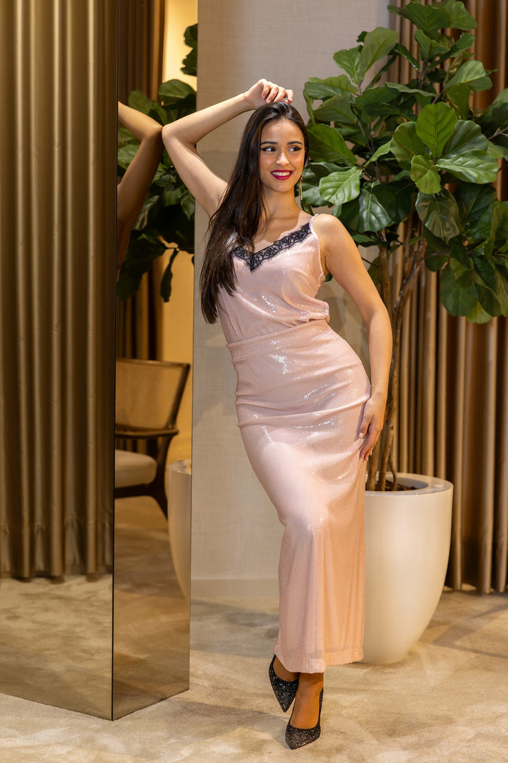 TOP ROSA COM DETALHE PRETO RINASCIMENTO