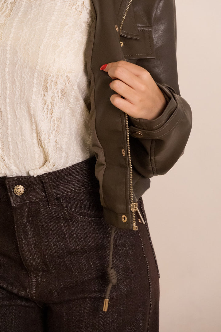 CASACO CROPPED CASTANHO PONTO CHIC