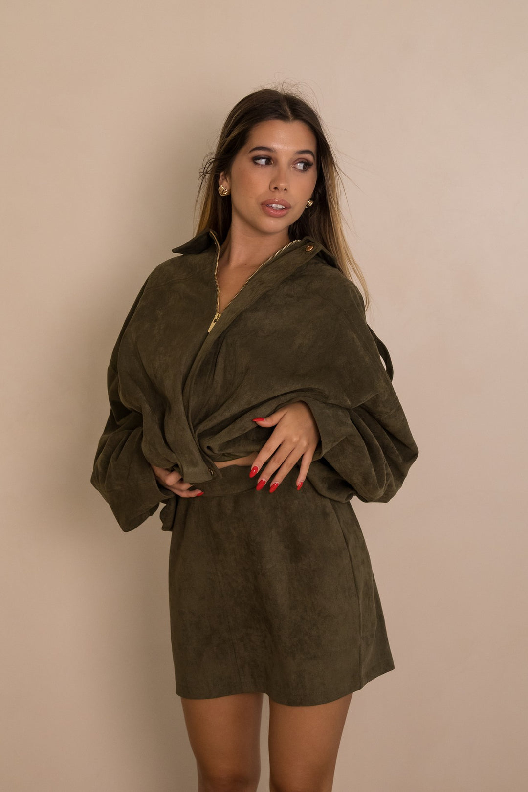 SAIA CURTA VERDE PONTO CHIC