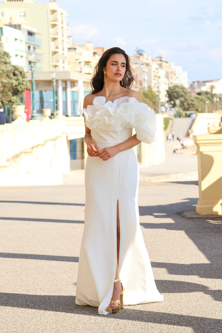 VESTIDO COMPRIDO BRANCO COM FOLHO PONTO CHIC