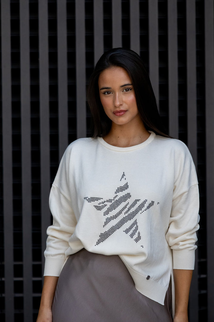 CAMISOLA OVERSIZED COM STRASS DE ESTRELA RUGA