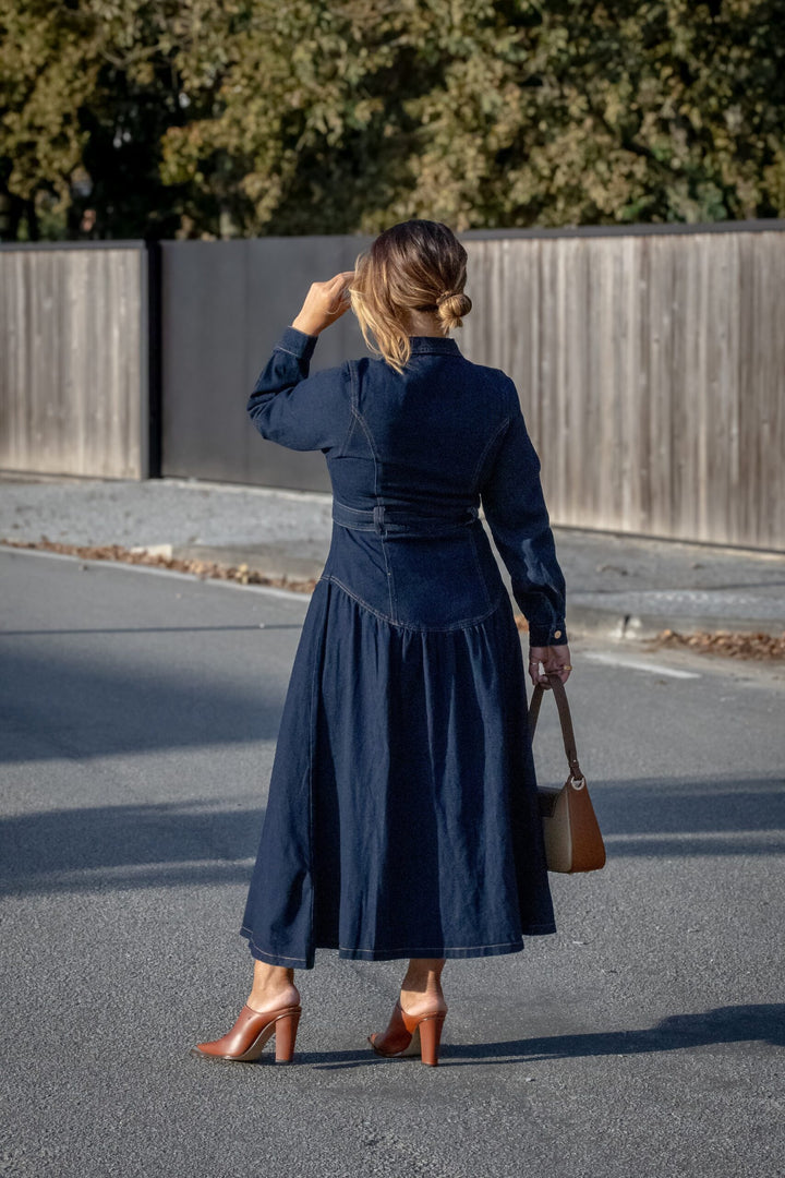 VESTIDO CAMISEIRO EM DENIM PONTO CHIC
