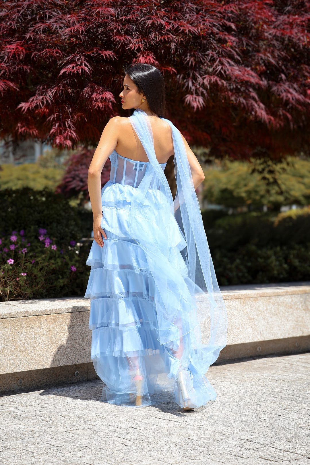 VESTIDO COMPRIDO AZUL COM FOLHOS NO SECRETS