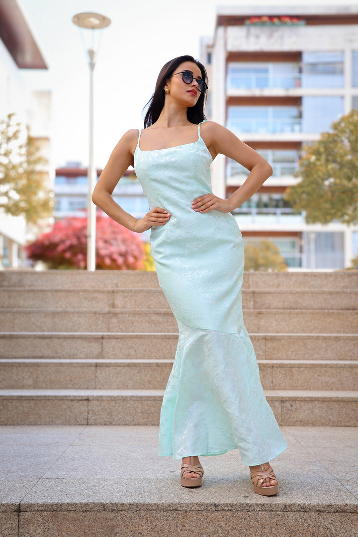 VESTIDO VERDE ÁGUA COM FOLHO PONTO CHIC