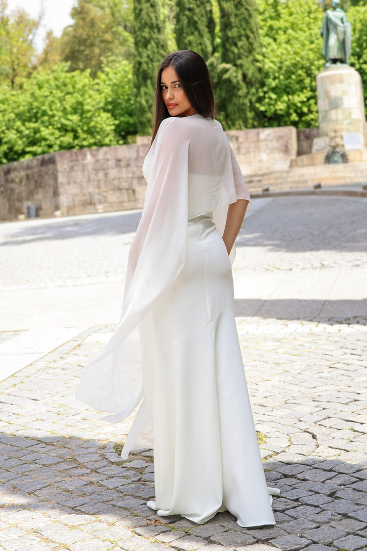 VESTIDO BRANCO COMPRIDO COM LENÇO PONTO CHIC