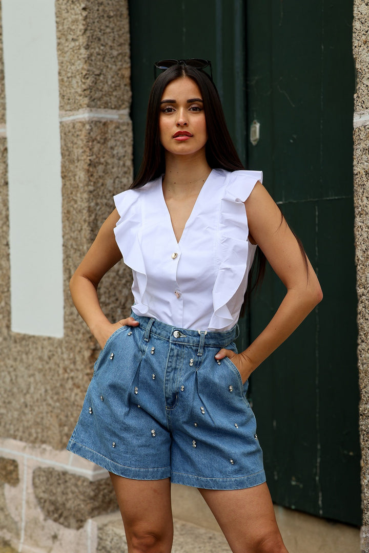 CAMISA BRANCA COM FOLHO NA FENTE RINASCIMENTO