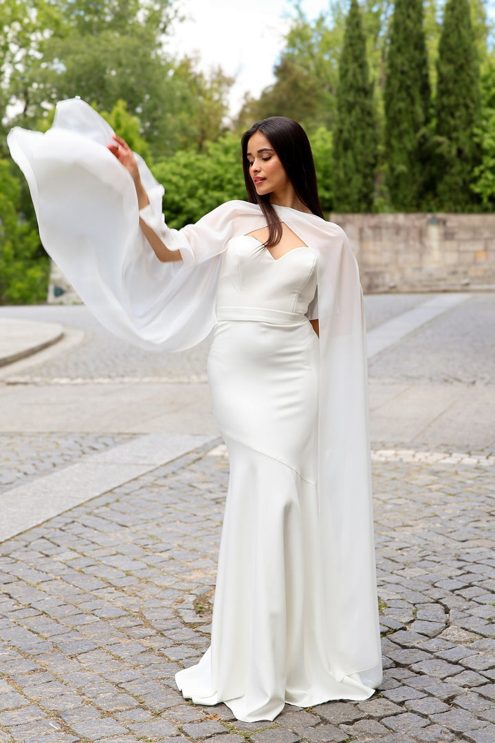 VESTIDO BRANCO COMPRIDO COM LENÇO PONTO CHIC