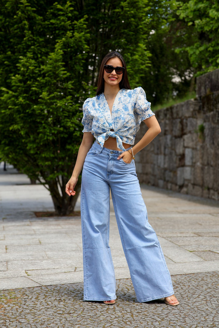 JEANS WIDE LEG CINTURA SUBIDA PONTO CHIC