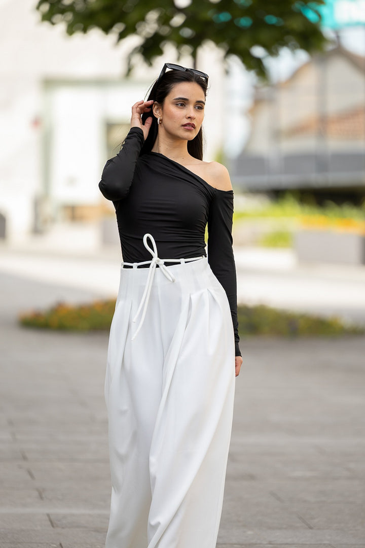 CAMISOLA PRETA FRANZIDA PONTO CHIC