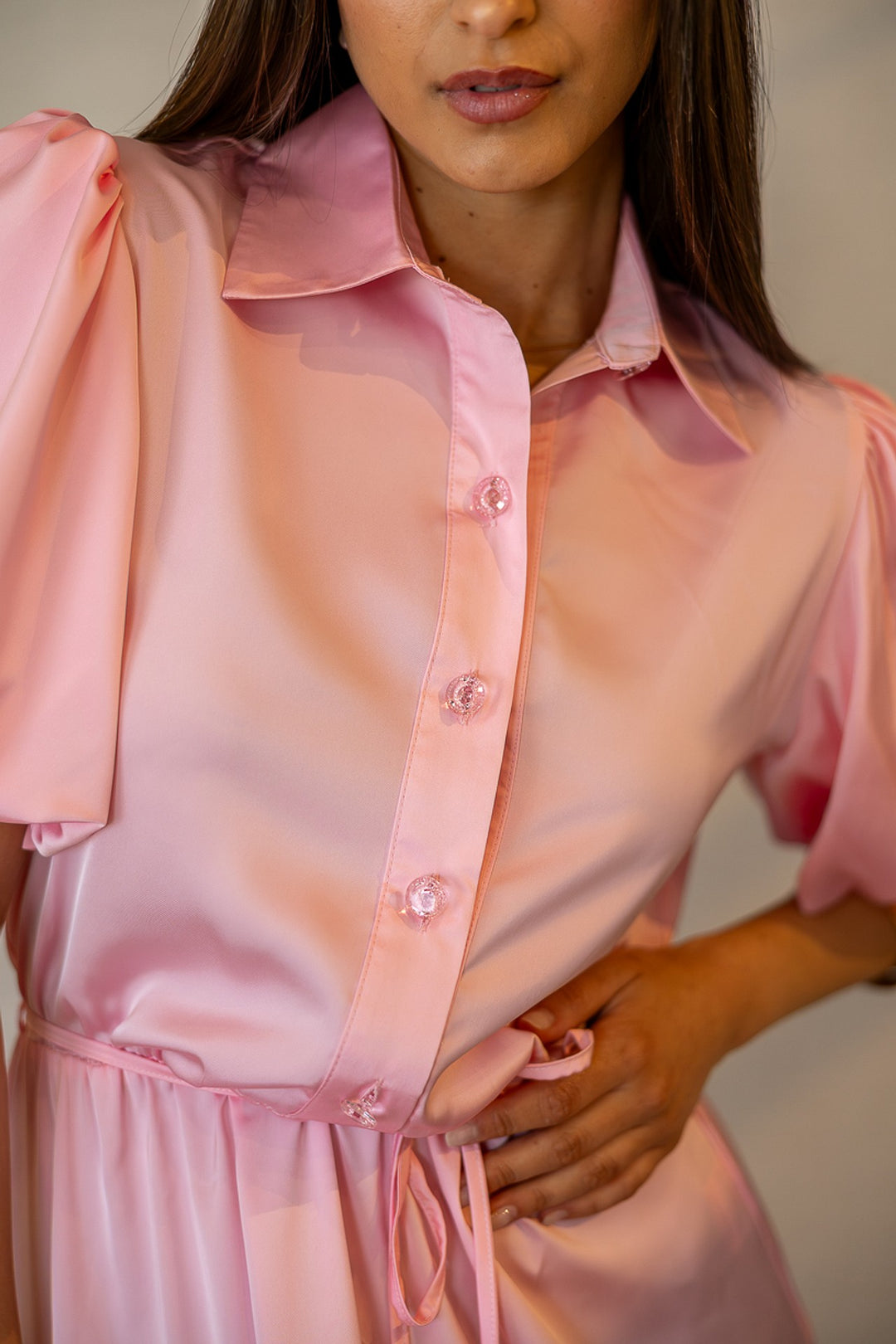VESTIDO ROSA ACETINADO MISS YOU